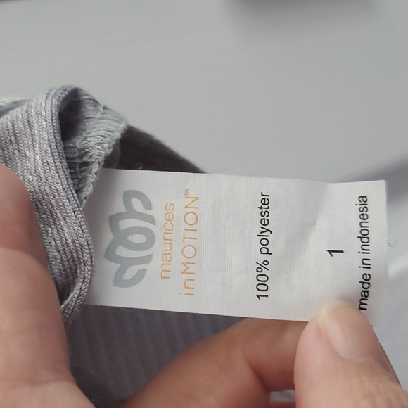 MAURICES IN MOTION TOP SIZE 1X - Picture 3 of 4